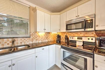 Chic Bonita Springs Studio with Community Amenities! - image 6