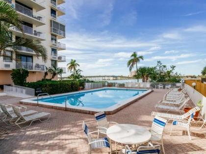 Condo Lovers Key # 108 by Coastal Vacation Properties