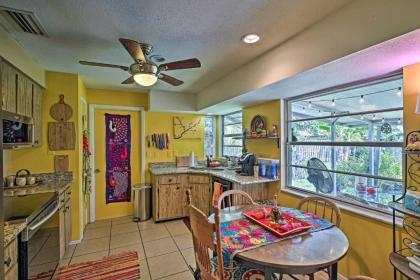 Boho-Style Escape about 3 Miles to Bonita Beach! - image 10