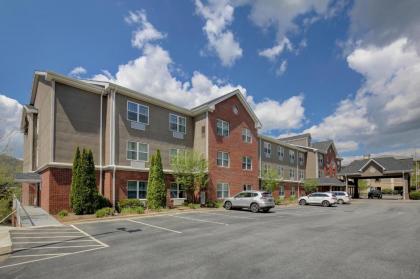 Country Inn & Suites by Radisson Boone NC - image 5