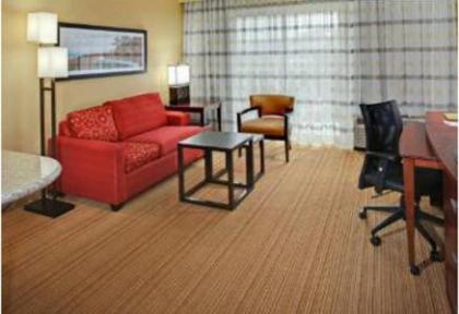 Courtyard by Marriott Boone - image 8