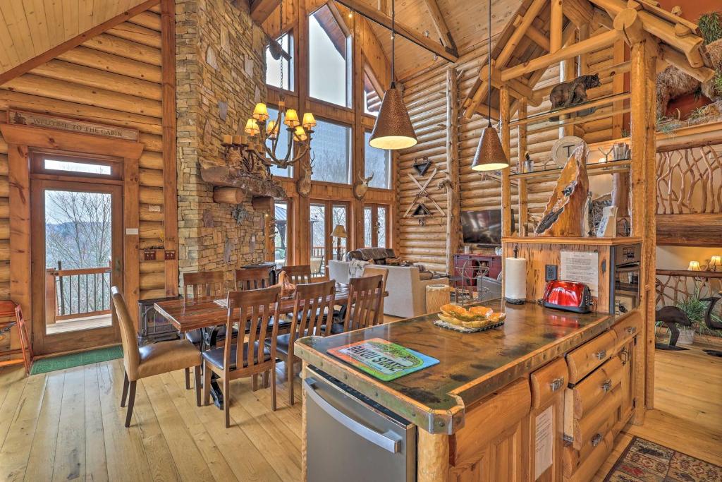 Boone Cabin with Deck Hot Tub and Mountain Views! - image 4