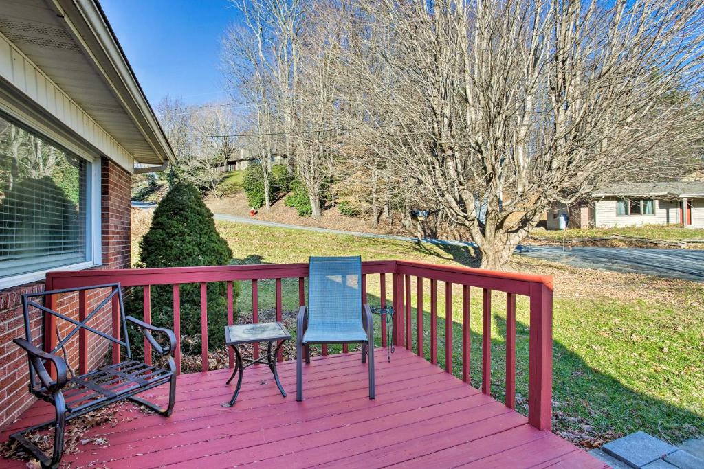 Renovated Mountain Home 5 Mins to Downtown Boone! - image 4