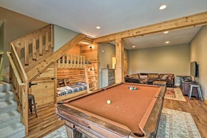 Boone Family Cabin with Private Hot Tub and View! - image 14