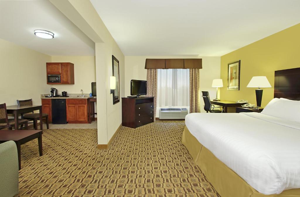 Holiday Inn Express Boonville an IHG Hotel - image 6