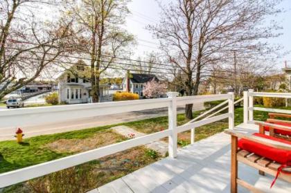 the Captains Cottage Boothbay Harbor Maine