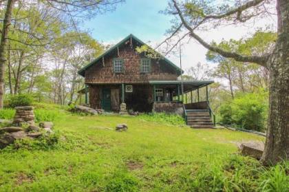 the 1909 Cottage Maine