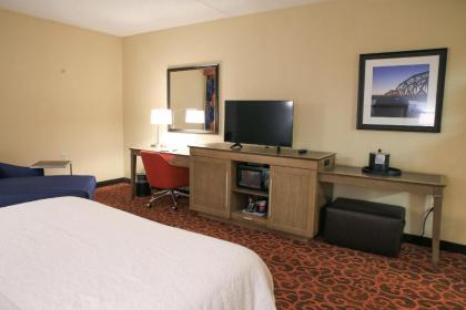 Hampton Inn Bordentown - image 6