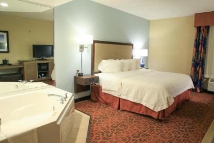 Hampton Inn Bordentown - image 9