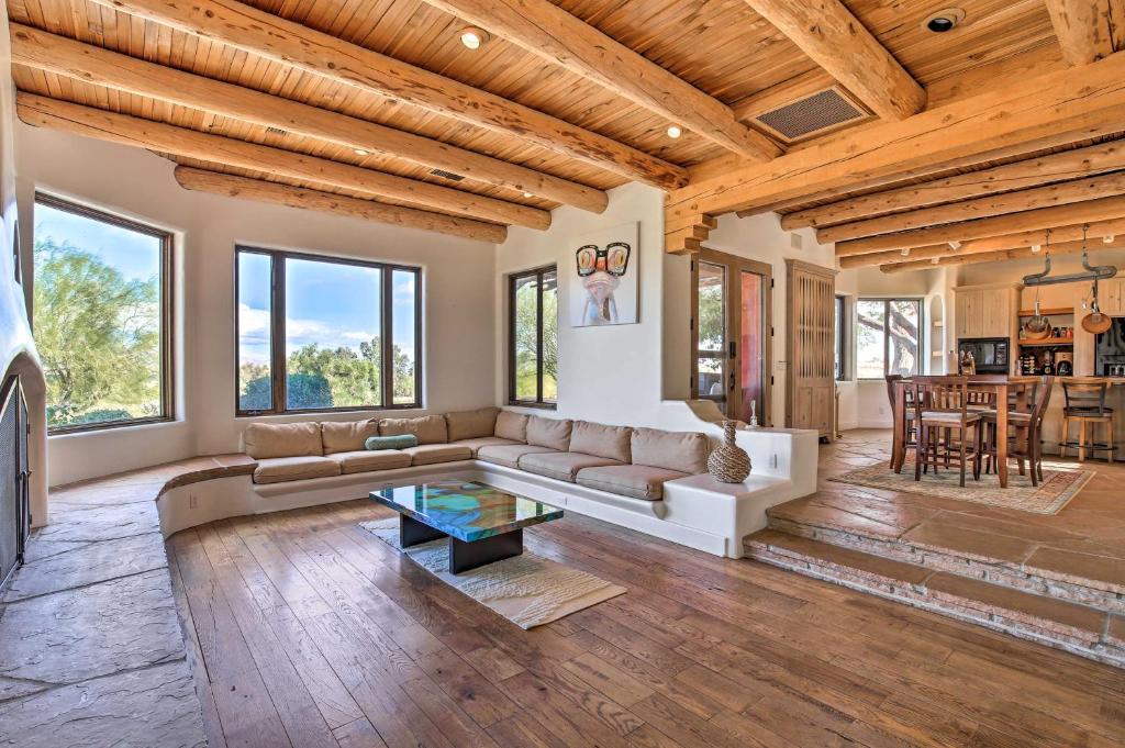 Luxe Adobe Retreat with Mountain and Golf Course Views! - image 7