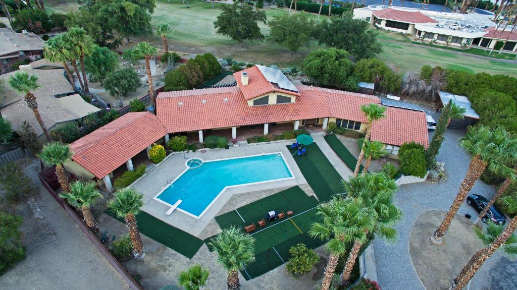 Borrego Springs Golfers Paradise with Private Pool! - main image