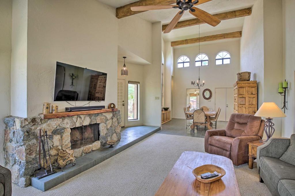 Upscale Condo with Patio and Country Club Access - image 5