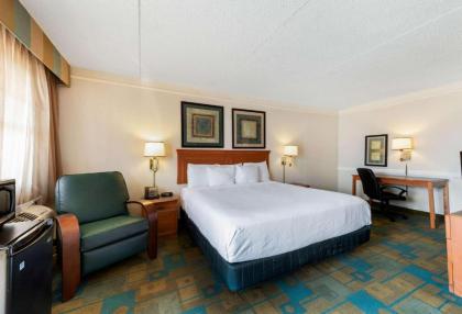 La Quinta Inn by Wyndham Bossier City - image 13