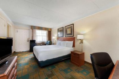 La Quinta Inn by Wyndham Bossier City - image 14