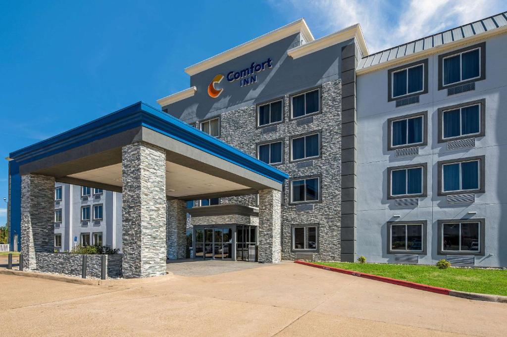 Comfort Inn - main image