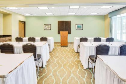 Wingate by Wyndham Bossier City - image 10