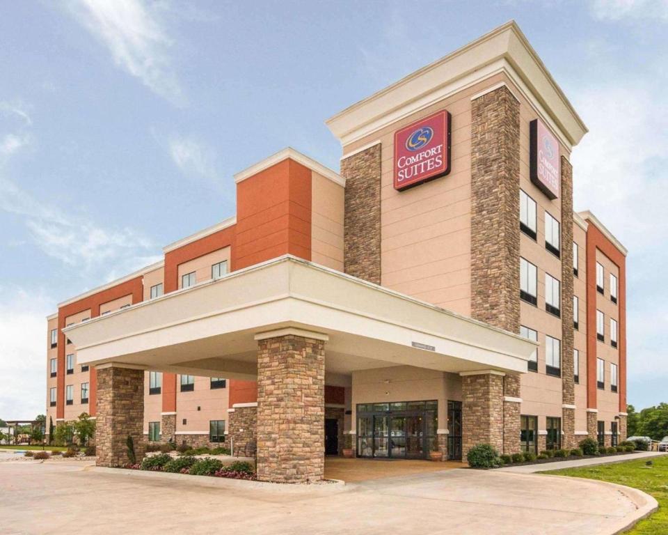 Comfort Suites Bossier City - main image