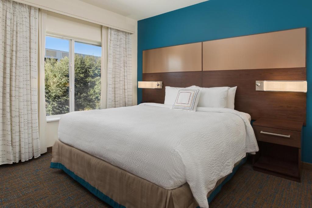 Residence Inn by Marriott Shreveport-Bossier City/Downtown - image 2