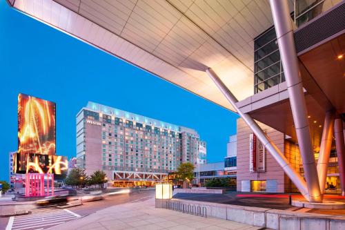 The Westin Boston Seaport District - main image