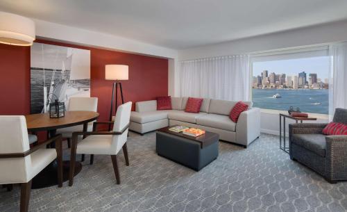 Hyatt Regency Boston Harbor - image 4