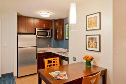 Residence Inn by Marriott Boston Back Bay/Fenway - image 4