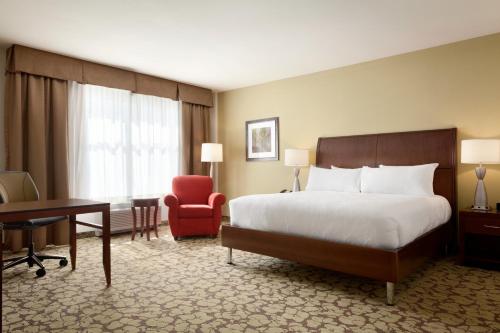 Hilton Garden Inn Boston Logan Airport - image 3