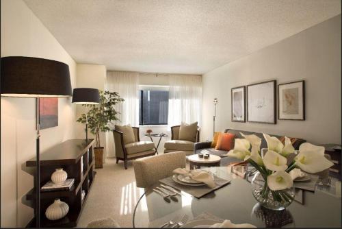 Bostons Financial District 30 Day Rentals - image 2