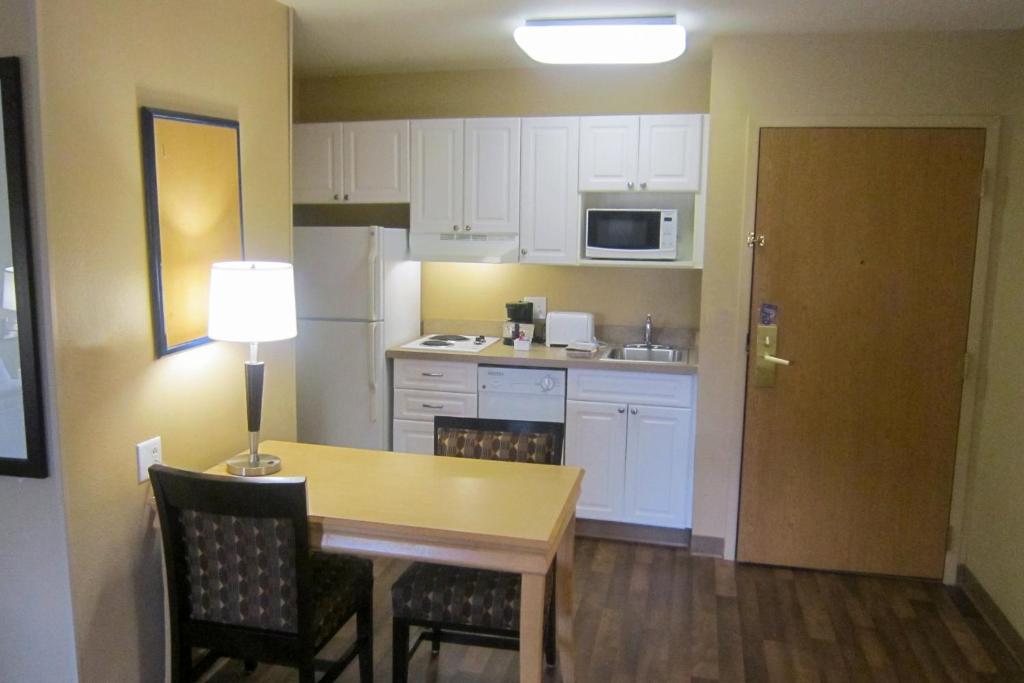 Extended Stay America Suites - Seattle - Bothell - Canyon Park - image 2