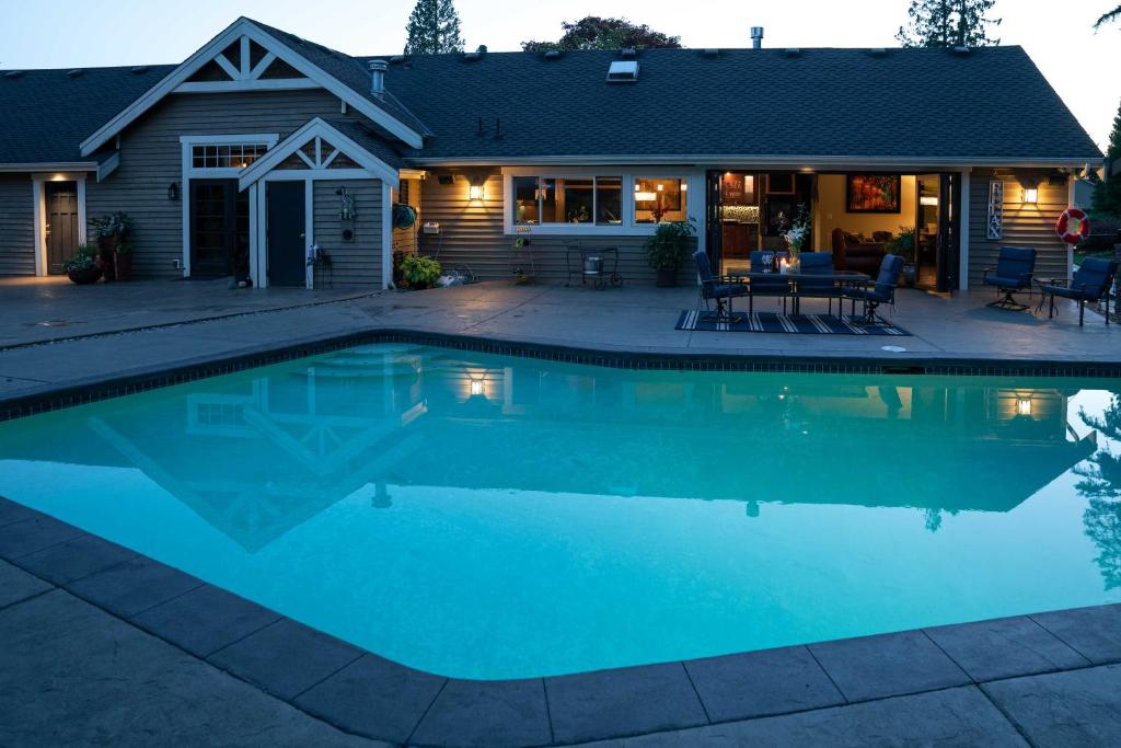 Luxury Home with Backyard Oasis - Near Seattle! - main image