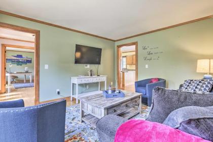 Onset Home 3-Min Walk to Beach on Buzzards Bay! - image 1