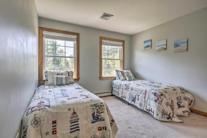 Onset Home 3-Min Walk to Beach on Buzzards Bay! - image 2