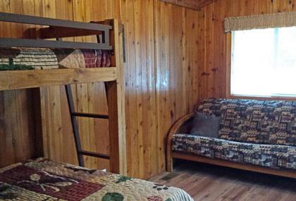 Mount Vernon Camping Resort Studio Cabin 4 - image 3