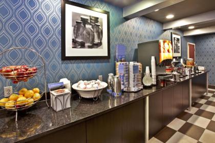 Hampton Inn Bowie - image 8