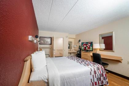 Red Roof Inn Buffalo - Niagara Airport - image 9