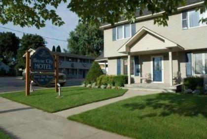 Boyne City Motel - image 13