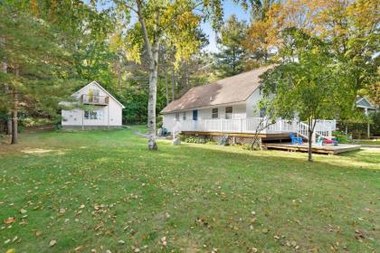 Walloon Lake Cottage - image 12