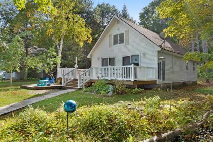 Walloon Lake Cottage - image 15