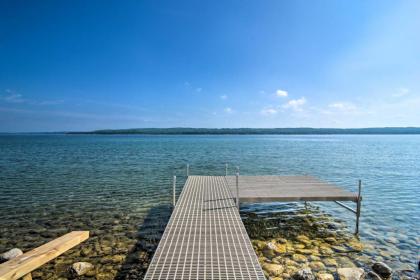 Lake Charlevoix Getaway with Views - 2 Mi to Boyne! - image 9