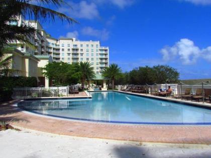 One bedroom in amazing luxury condo BEACH PASS INCLUDED - image 12