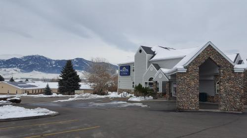 Microtel Inn & Suites by Wyndham Bozeman - image 2