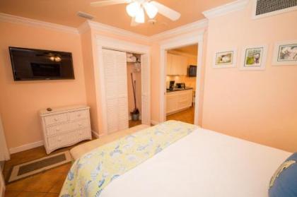 Tropic Isle At Anna Maria Island Inn - image 4