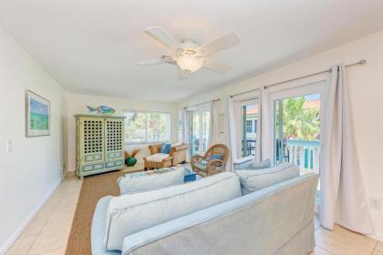 Anna Maria Island Bay Watch Bungalow - image 11