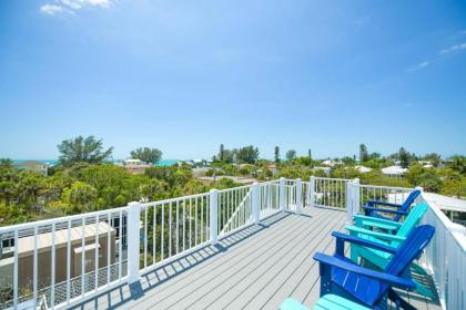 Anna Maria Beach House by AMI Locals - image 16