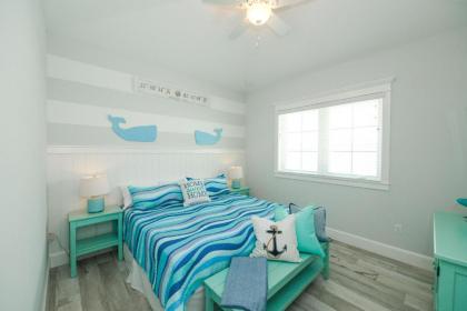 Anna Maria Beach House by AMI Locals - image 5