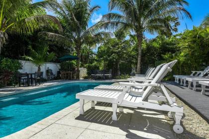 Bayside Bungalows by AmI Locals Florida