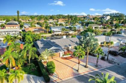 Coconut terrace at Palma Sola Bay Florida