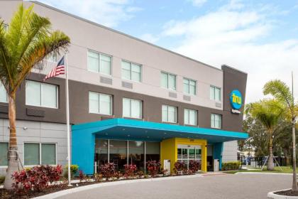 Tru By Hilton Bradenton I-75 FL - image 2