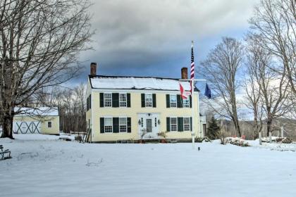 Historic Bradford Home   8 miles to mt Sunapee New Hampshire