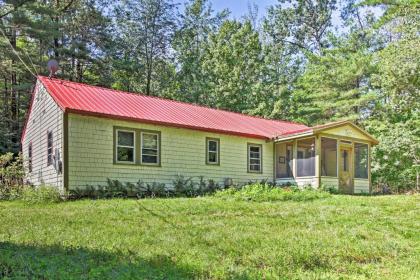 Rustic Bradford Cottage - 14 Miles to Sunapee Mtn! - image 14