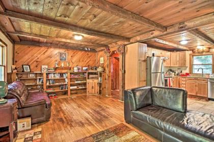 Rustic Bradford Cottage - 14 Miles to Sunapee Mtn! - image 15